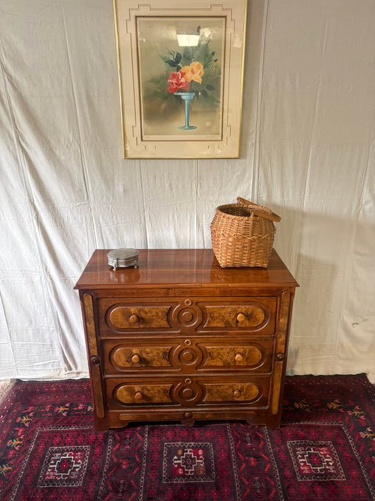Victorian Chest of Drawers