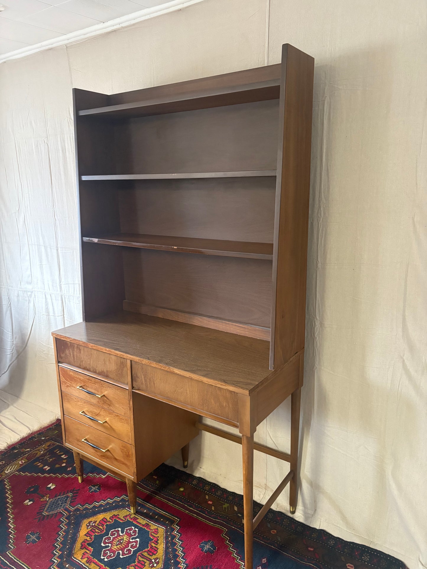 Classic MCM Desk w/ Shelf