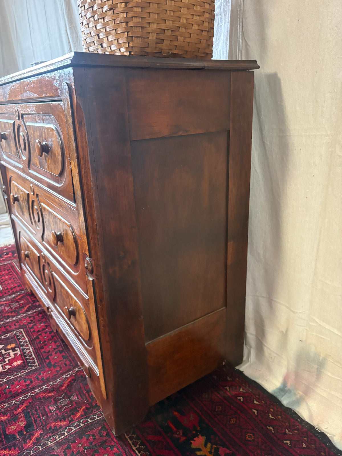 Victorian Chest of Drawers