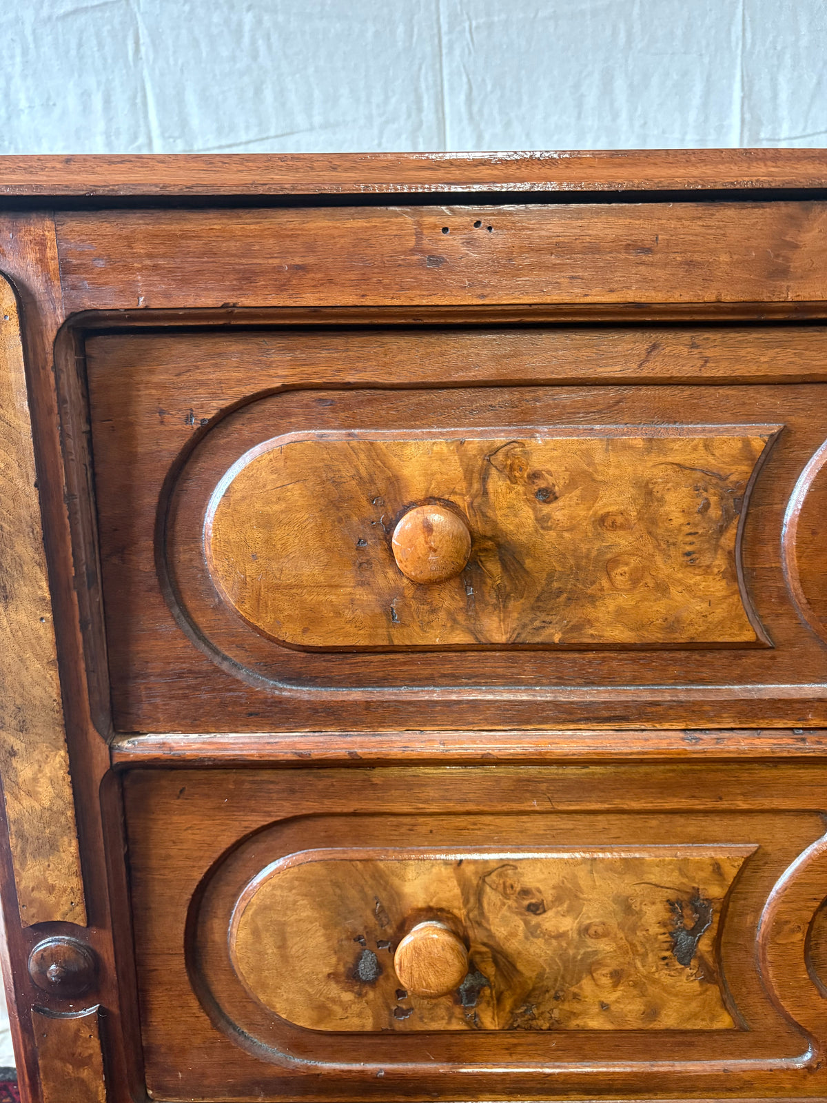 Victorian Chest of Drawers