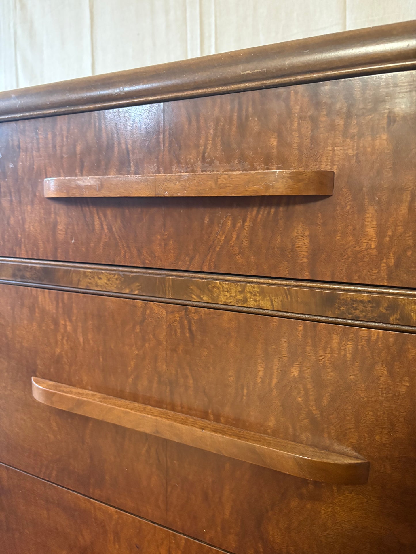 Art Deco Chest of Drawers