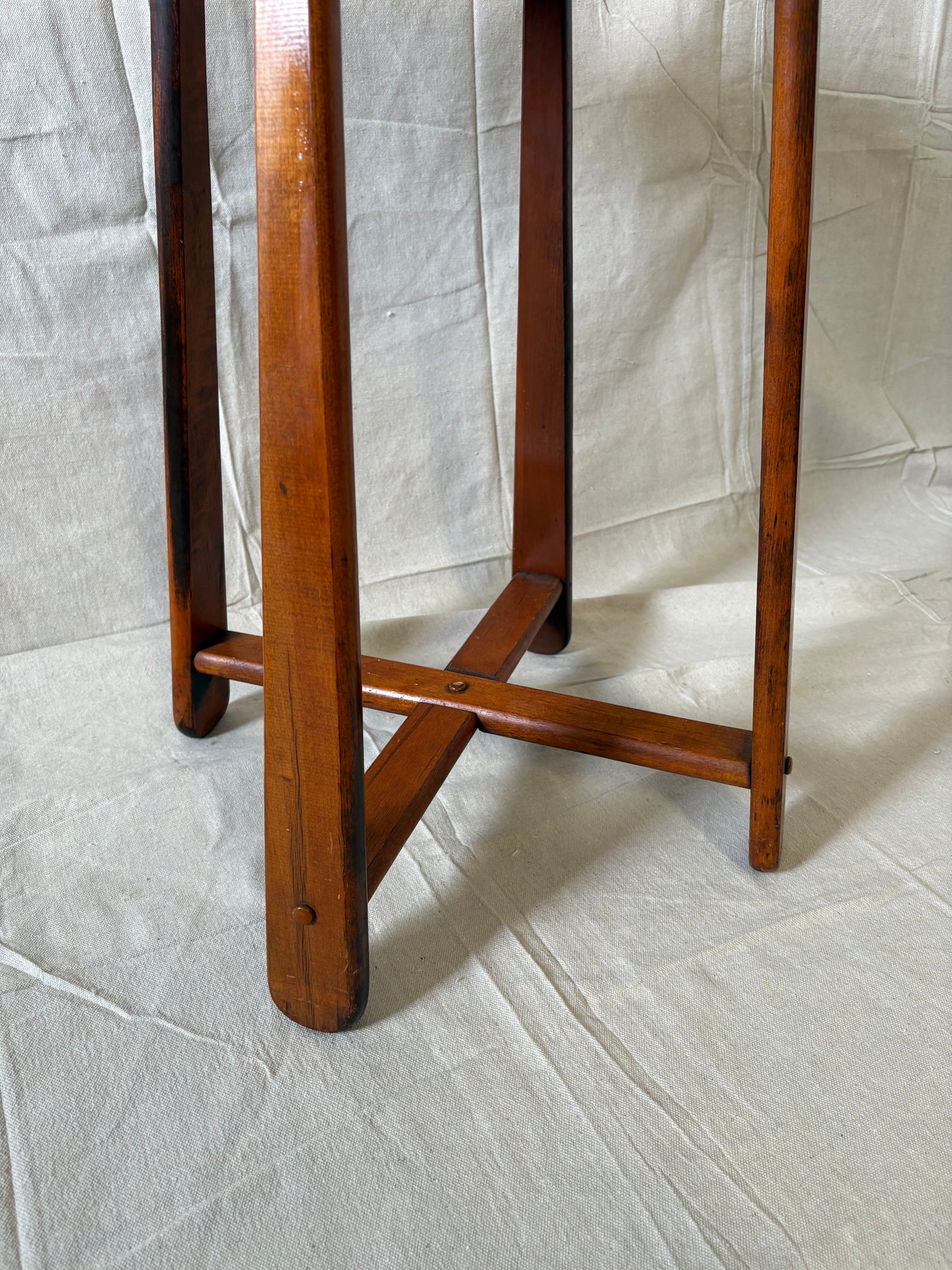 Arts & Crafts Plant Stand