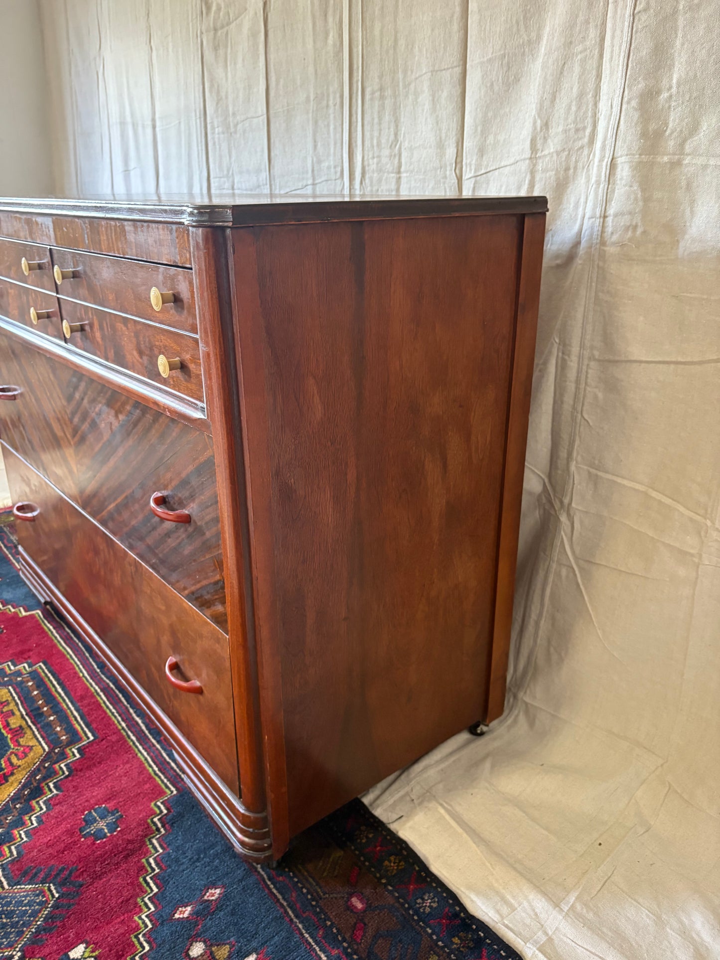 Art Deco Chest of Drawers