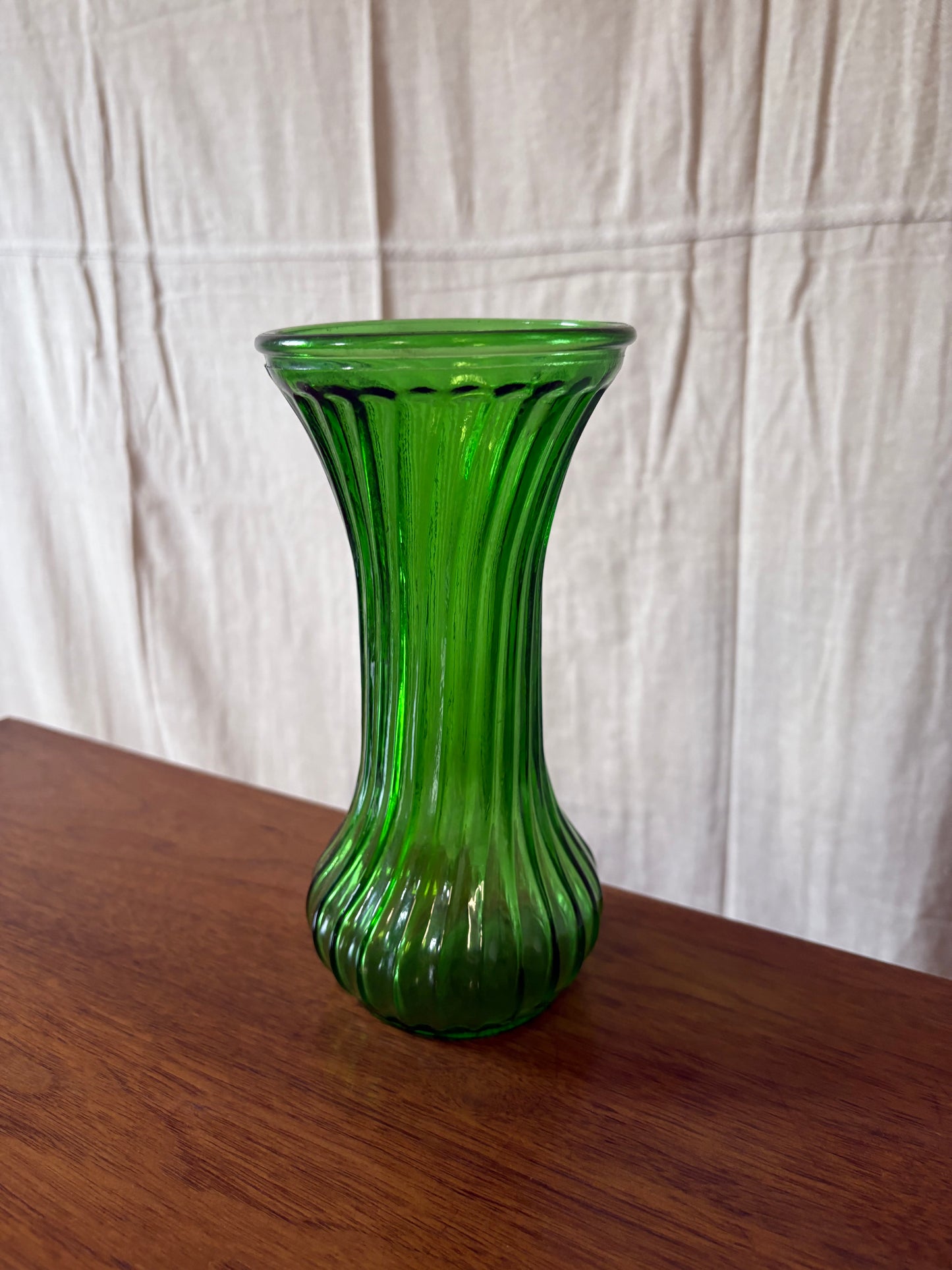 Hoosier Dark Green Swirl Vase