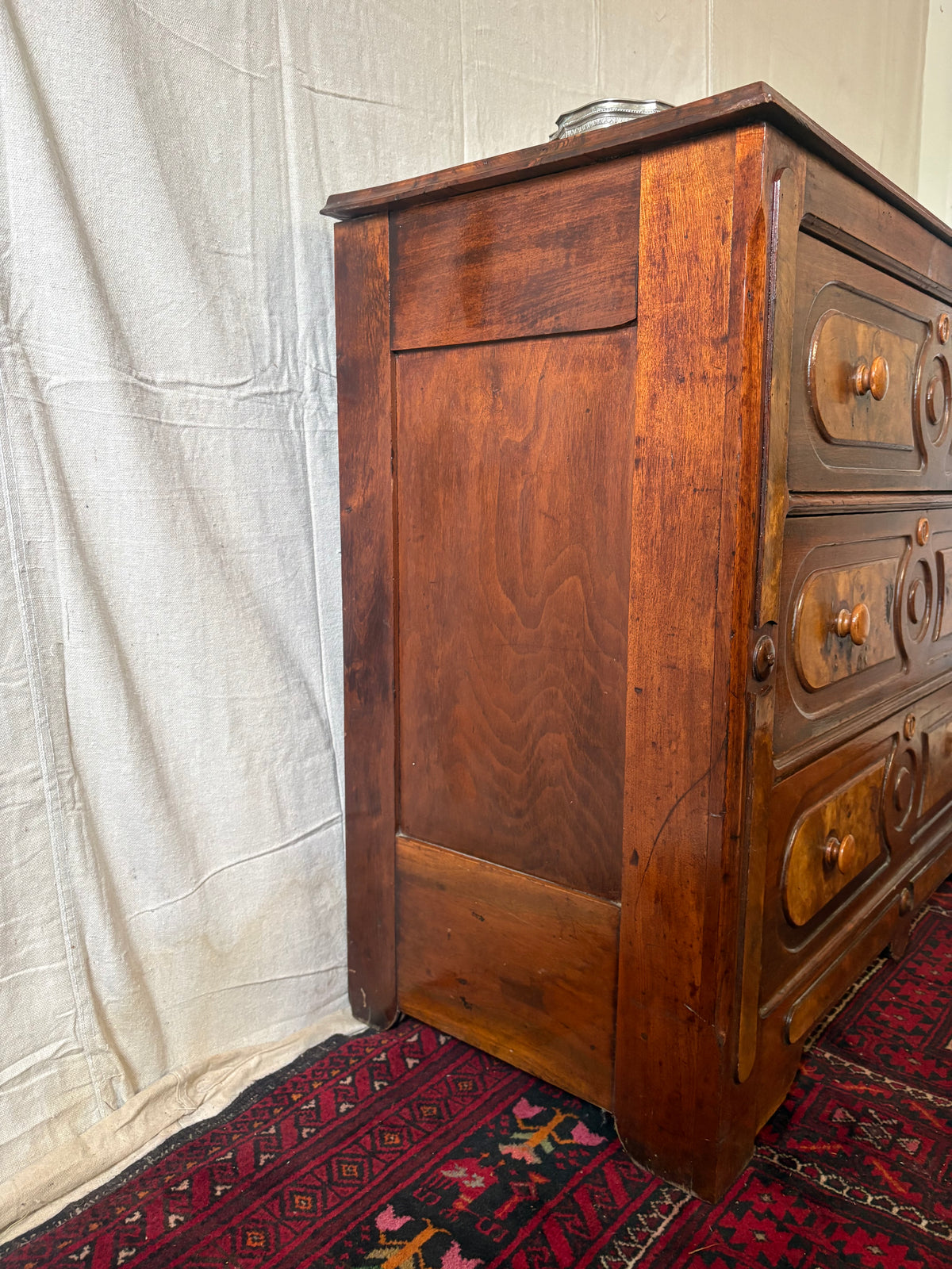 Victorian Chest of Drawers